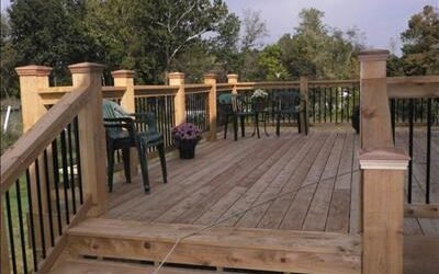 Photo #57 – cedar deck with black rod spindles