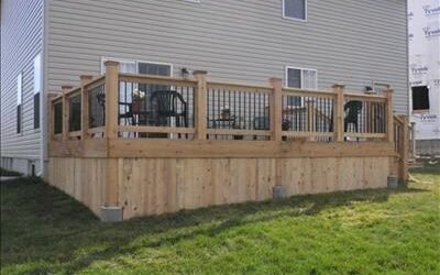 Photo #58 – cedar deck with black rod spindles